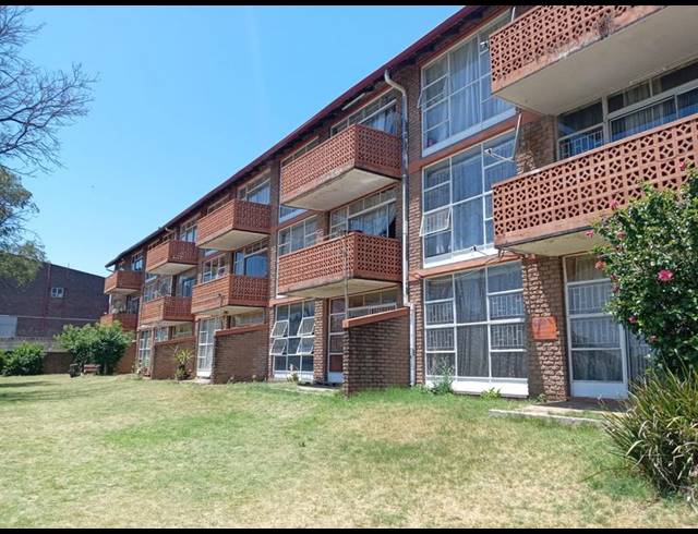 3 BEDROOM APARTMENT FOR SALE IN FLORIDA